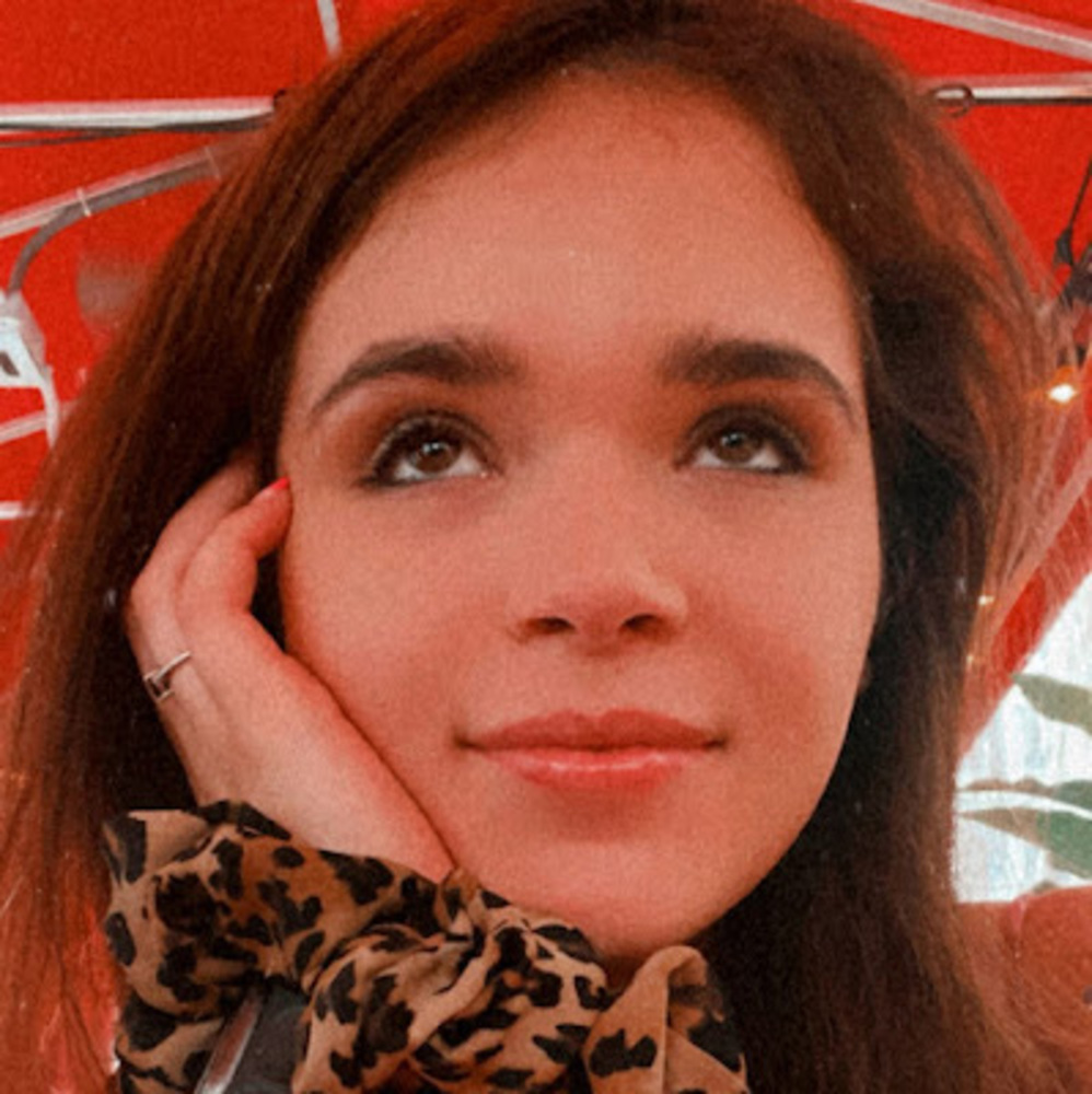 Meet your Posher, Lucia